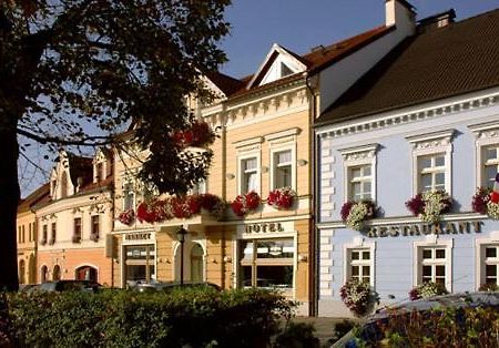 Hotel Restaurant Modra Hvezda Dobřany エクステリア 写真